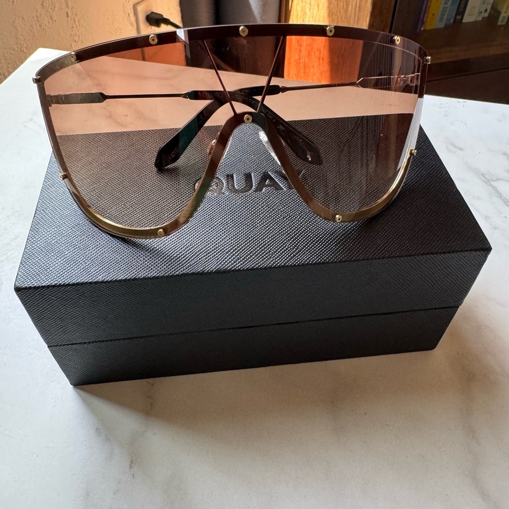 Quay On Set Sunglasses